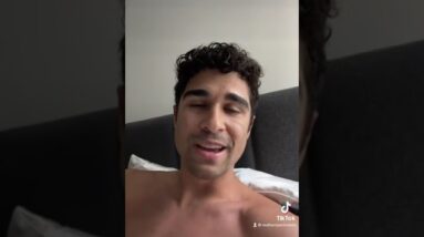 5 Signs a Girl is Interested in You