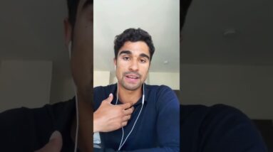 3 Signs She Doesn't Like You